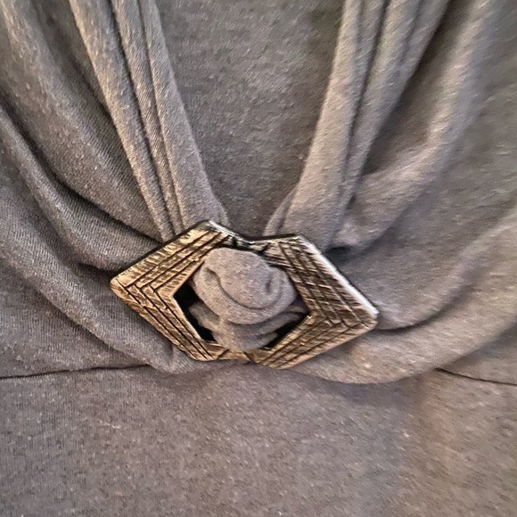 Cute Grey Tunic - Picture 3 of 4